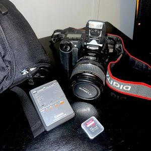 Canon Camera!! GREAT condition…only selling because I got an upgrade